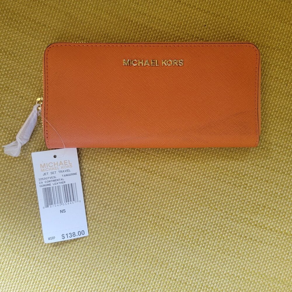 Michael Kors Jet Set Wallet